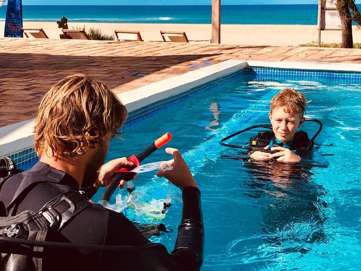 Liquid Dive Adventures Bed & Breakfast Praia do Praia do Tofo Екстериор снимка